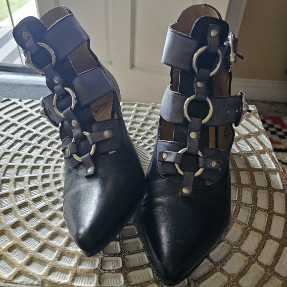 Fluevog Boot - Picture 2 of 10